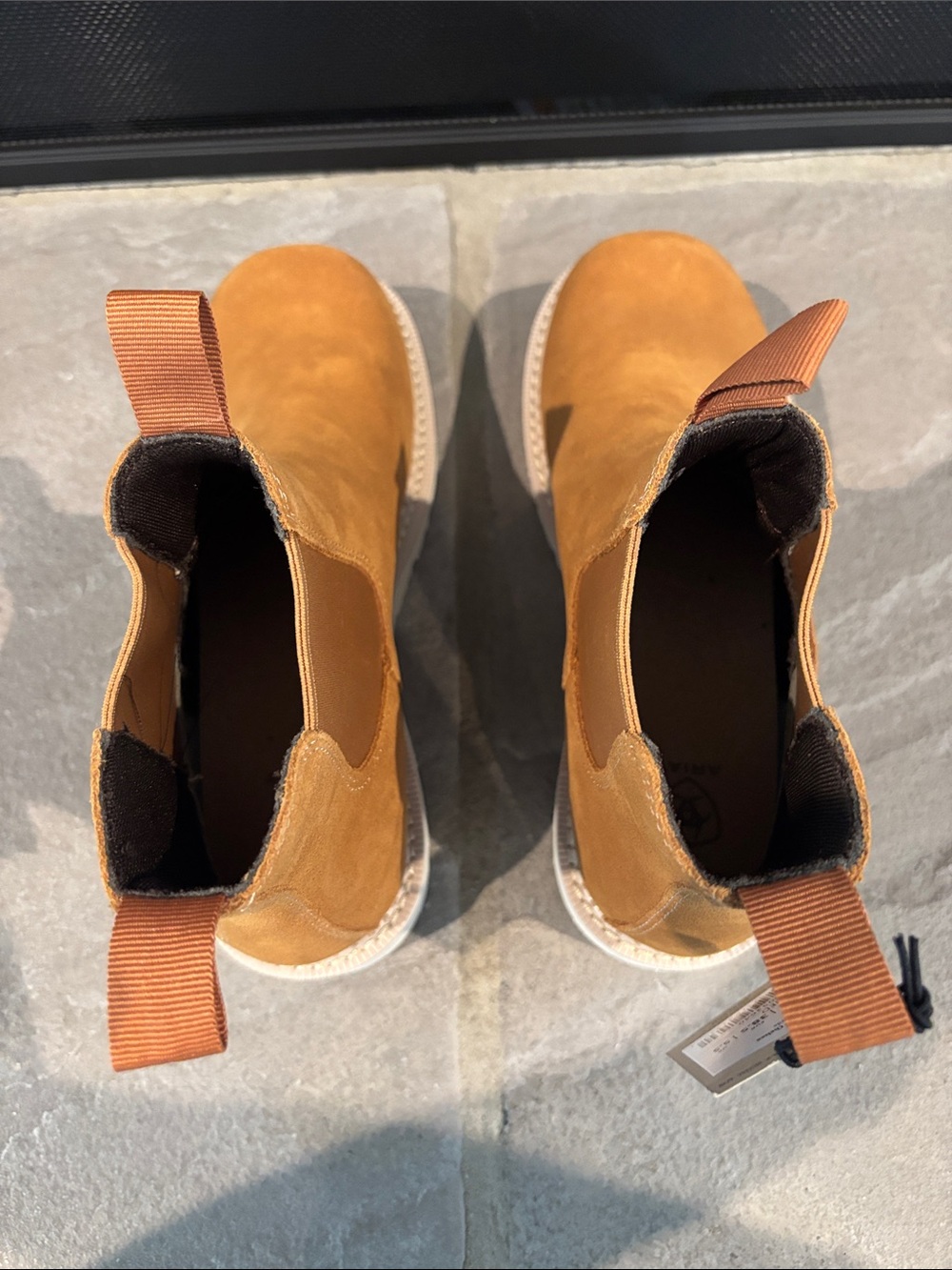 Ariat Fat baby full-grain leather suede,lightweight,elastic gore,short,Western - Picture 5 of 11